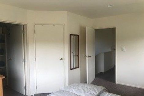 Photo of property in 28 Kinleith Way, Albany, Auckland, 0632