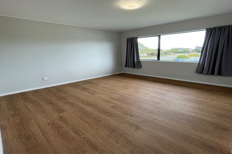 Photo of property in 7 Ross Grove, Paraparaumu, 5032