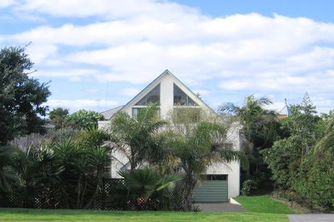 Photo of property in 87 Oceanview Road, Mount Maunganui, 3116