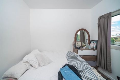 Photo of property in 195 Springs Road, Hornby, Christchurch, 8042