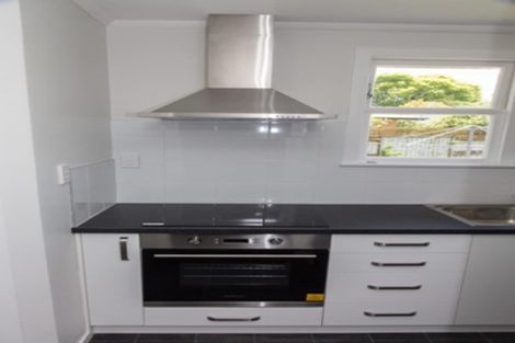 Photo of property in 1 Patea Place, Terrace End, Palmerston North, 4410