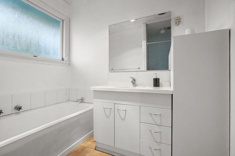 Photo of property in 12 Springmead Place, Hornby, Christchurch, 8042