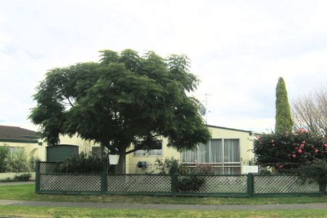 Photo of property in 2 Laurent Place, Greenmeadows, Napier, 4112