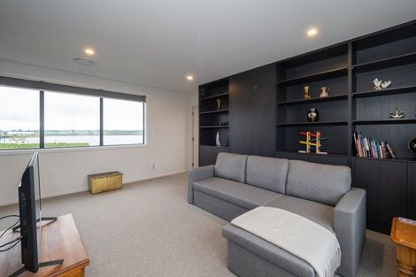 Photo of property in 203 Lake Hood Drive, Huntingdon, Ashburton, 7774