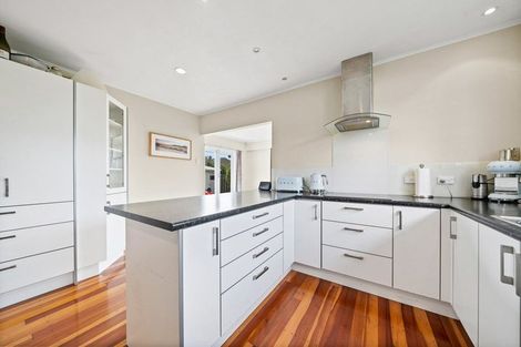 Photo of property in 26 Ruru Crescent, Heretaunga, Upper Hutt, 5018