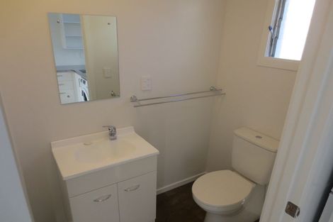 Photo of property in 24 Fitchett Street, Palmerston North, 4410