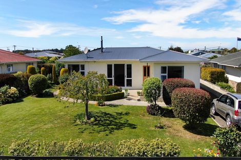 Photo of property in 19 Lismore Street, Oamaru North, Oamaru, 9400