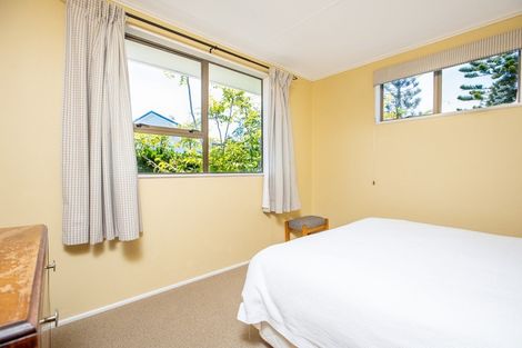 Photo of property in 12 Blue Pacific Parade, Riversdale Beach, Masterton, 5872