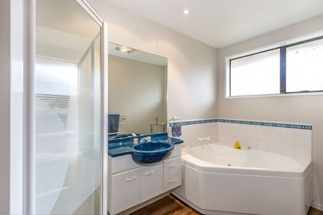 Photo of property in 10a Geraldo Place, Russley, Christchurch, 8042