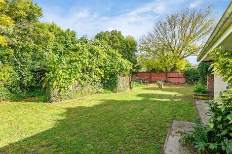 Photo of property in 257 Avonhead Road, Avonhead, Christchurch, 8042