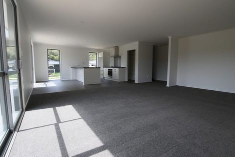Photo of property in 25 Banks Boulevard, Whitby, Porirua, 5024