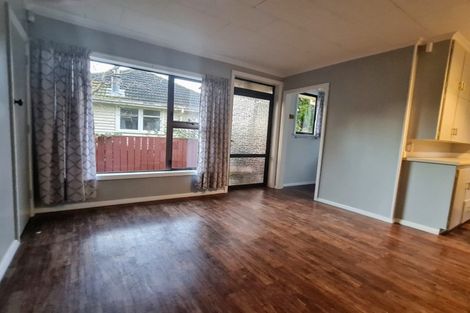 Photo of property in 12 Rochester Street, Awapuni, Palmerston North, 4412