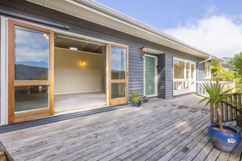 Photo of property in 29 Blue Mountains Road, Silverstream, Upper Hutt, 5019