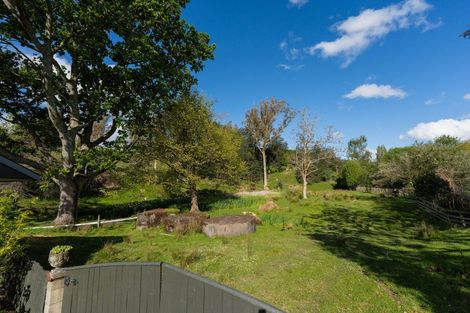 Photo of property in 48 Paraekaretu Street, Hunterville, 4730