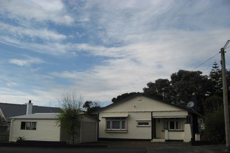 Photo of property in 83 Carlton Avenue, Tawhero, Whanganui, 4501