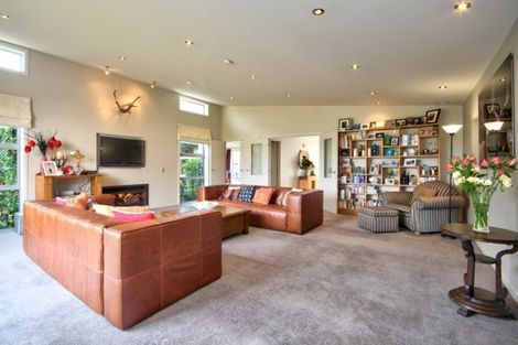 Photo of property in 1 Orbell Drive, Lake Hayes, Queenstown, 9304