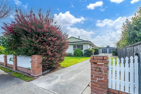Photo of property in 76 John F Kennedy Drive, Milson, Palmerston North, 4414