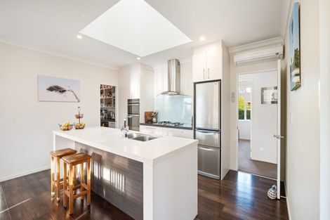 Photo of property in 14 Riverside Way, Amberley, 7410