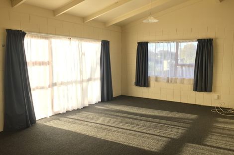 Photo of property in 16a Kennelly Crescent, Pukekohe, 2120