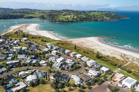 Photo of property in 27 Rita Way, Omaha, 0986