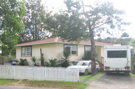 Photo of property in 60 Helena Street, Massey, Auckland, 0614