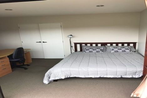 Photo of property in 80 View Road, Henderson, Auckland, 0612