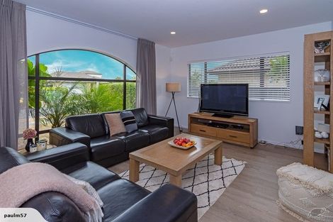 Photo of property in 19 Pine Harbour Parade, Beachlands, Auckland, 2018