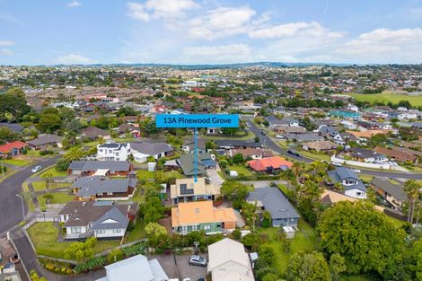Photo of property in 2/13 Pinewood Grove, Botany Downs, Auckland, 2010