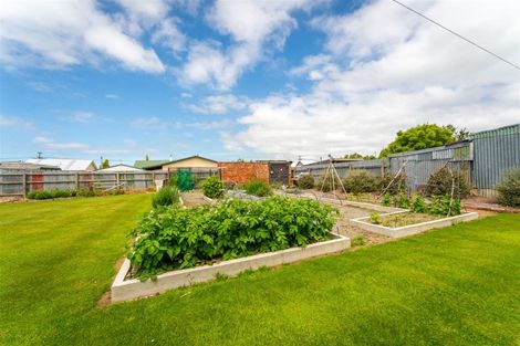 Photo of property in 43 Rhodes Street, Waimate, 7924