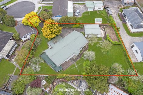 Photo of property in 5 Orpheus Place, Papakura, 2110