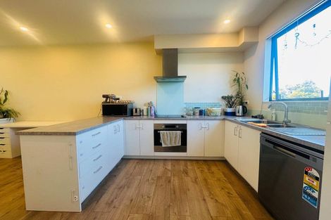 Photo of property in 107 Te Aparangi Road, Papakura, 2110