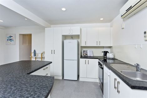 Photo of property in 12 Seaton Road, Murrays Bay, Auckland, 0630