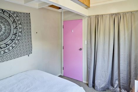 Photo of property in 100 Pope Street, Camborne, Porirua, 5026