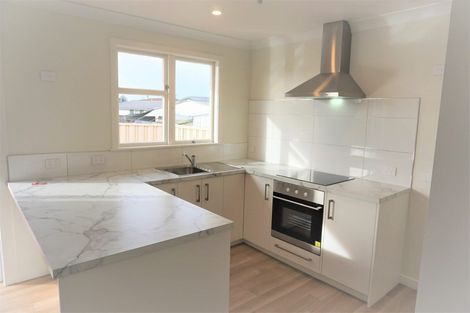 Photo of property in 28 Howard Road, Taradale, Napier, 4112