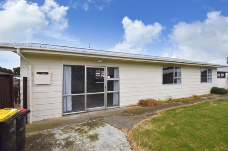Photo of property in 82 Dunbeath Place, Kew, Invercargill, 9812