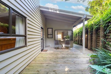 Photo of property in 14 Glenelg Road, Red Beach, 0932