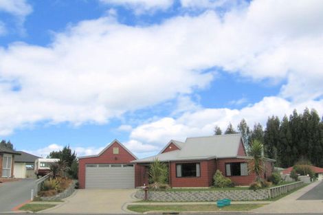 Photo of property in 39 Balmoral Drive, Hilltop, Taupo, 3330