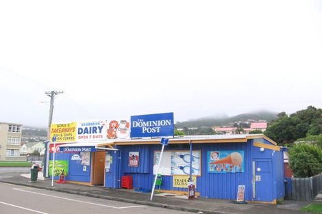 Photo of property in 50 Phillip Street, Johnsonville, Wellington, 6037