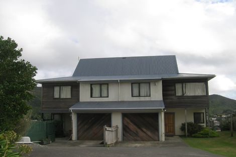 Photo of property in 3a Becker Way, Karori, Wellington, 6012