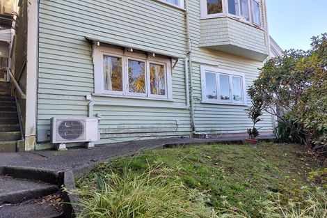 Photo of property in 8 Konini Road, Hataitai, Wellington, 6021