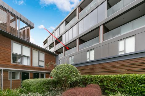 Photo of property in Patent 326 Apartments, 326 Evans Bay Parade, Hataitai, Wellington, 6021