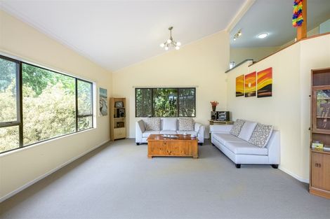 Photo of property in 44 Rhinevale Close, Henderson, Auckland, 0612