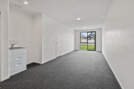 Photo of property in 60 Matairangi Avenue, Totara Heights, Auckland, 2105