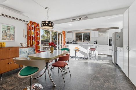 Photo of property in 18 Croziers Road, St Albans, Christchurch, 8052