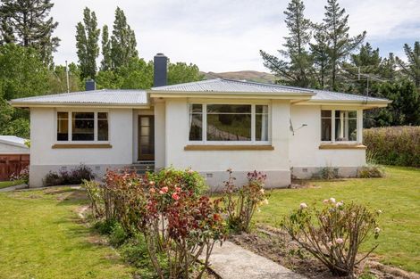 Photo of property in 153 Roxburgh Road East, Roxburgh East, Roxburgh, 9571