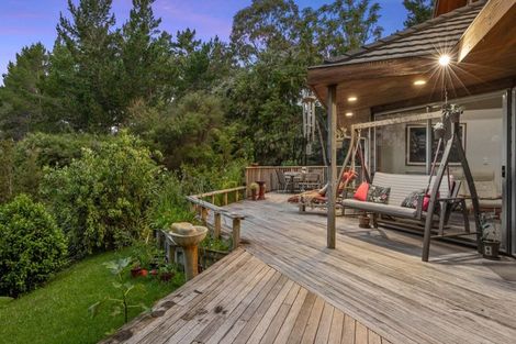 Photo of property in 70 Scott Road, Stanmore Bay, Whangaparaoa, 0932