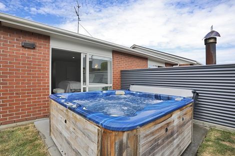 Photo of property in 16 Hoffman Court, Waikiwi, Invercargill, 9810