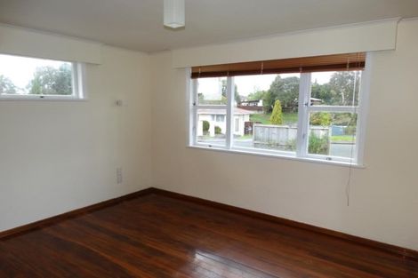 Photo of property in 22 Cron Avenue, Te Atatu South, Auckland, 0610