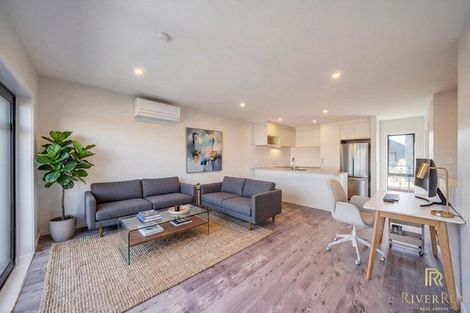 Photo of property in 18c King Street, Upper Hutt Central, Upper Hutt, 5018