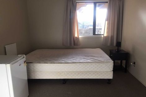 Photo of property in 2/27 Hogan Street, Hamilton East, Hamilton, 3216